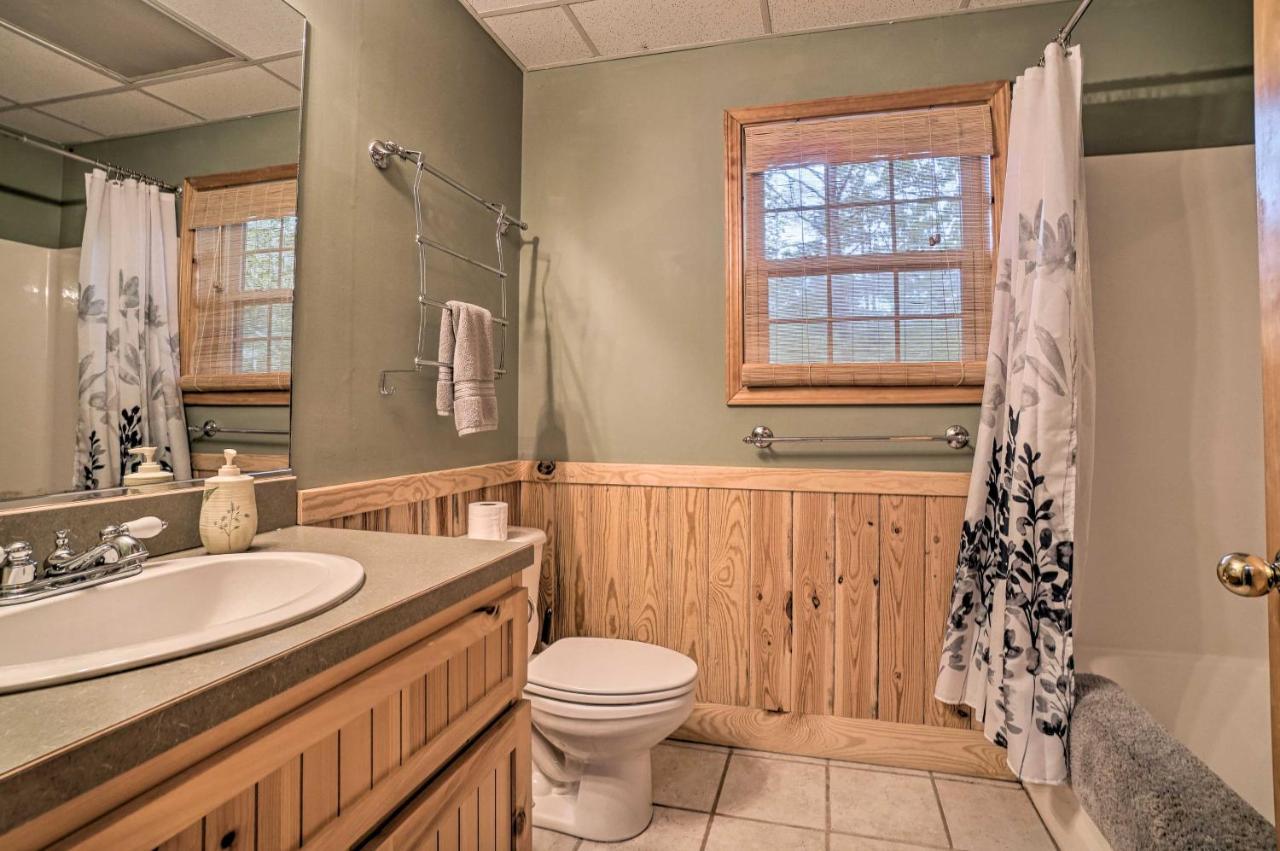 Resort Innsbruck Cabin With A Hot Tub And Deck! Helen Exterior photo