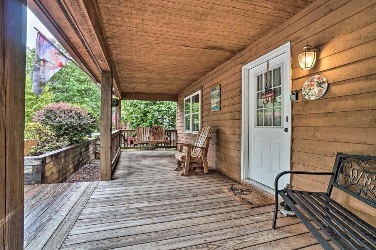 Resort Innsbruck Cabin With A Hot Tub And Deck! Helen Exterior photo